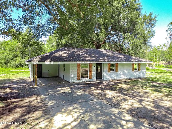 2nd image of 609 Deerpark Trl #C