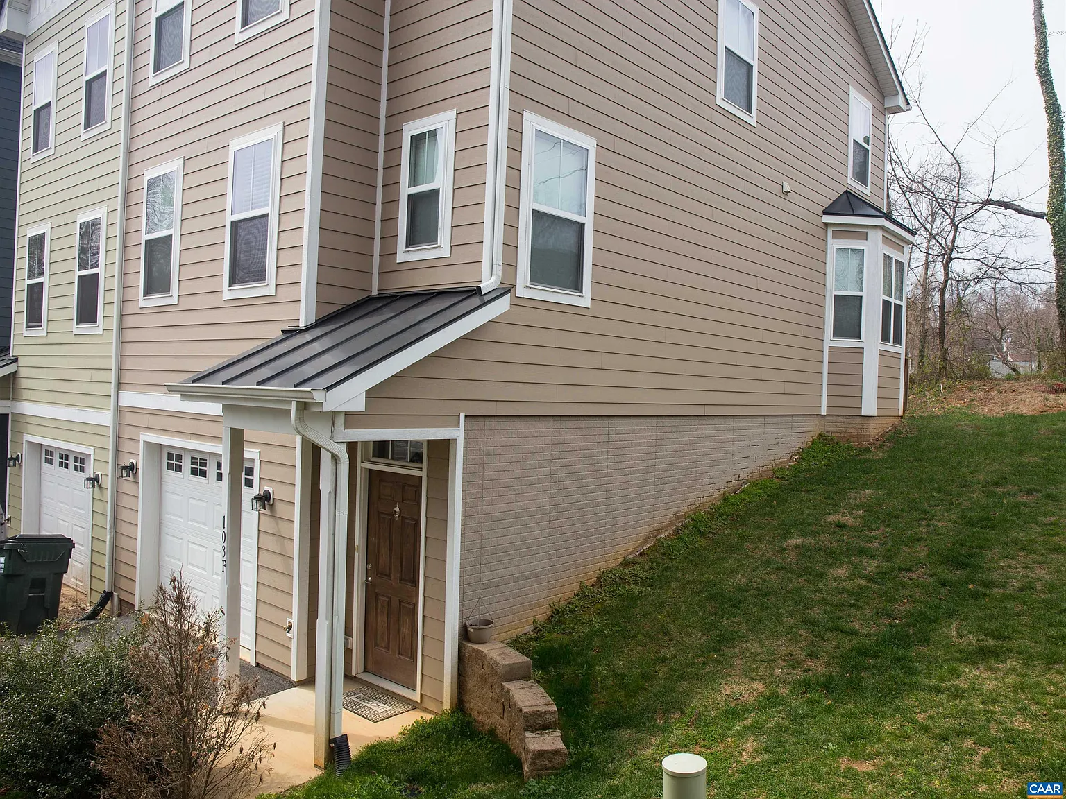 3 bed, 2.5 bath, 1522 sqft, $2,480 — Photo 2