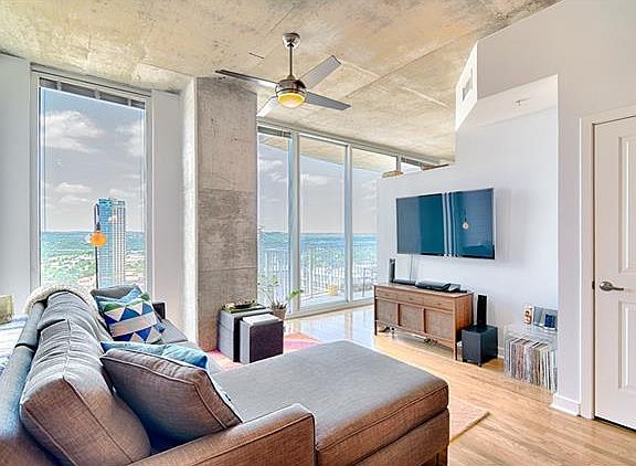 2nd image of 360 Nueces St APT 2706