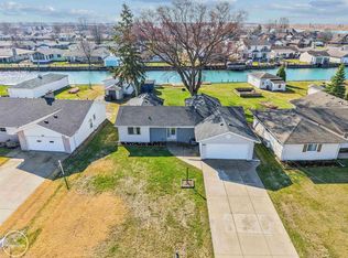 7285 Audubon St, Algonac, MI