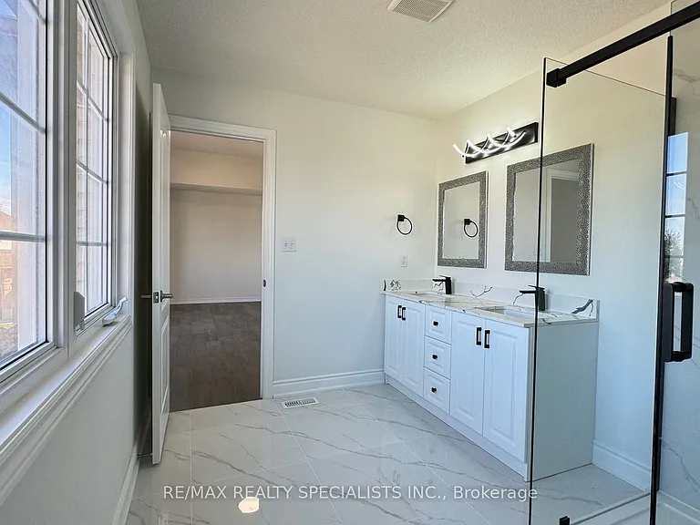 505 Bridlewreath Ct #UPPER LVL — Photo 30