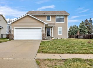 1006 NE 51st St, Ankeny, IA 50021
