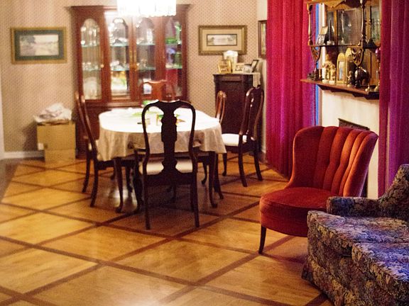 Joe Buckman Flooring walnut/
oak floor.