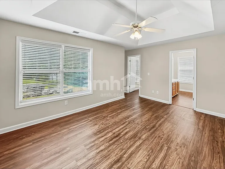 5430 Harris Creek Dr — Photo 10