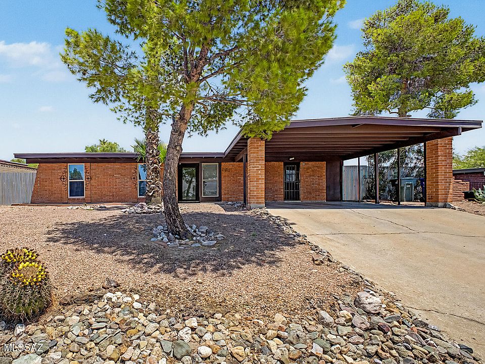 1st image of 2131 S Deer Trail Cir