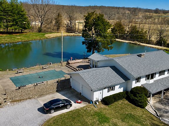 2nd image of 1335 Schwartz Rd
