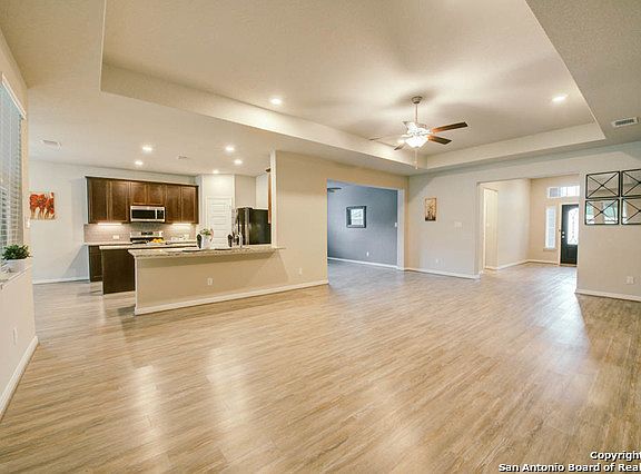 3rd image of 9748 Mulhouse Dr
