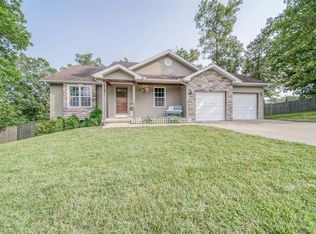 16516 Titan Rd, Saint Robert, MO 65584