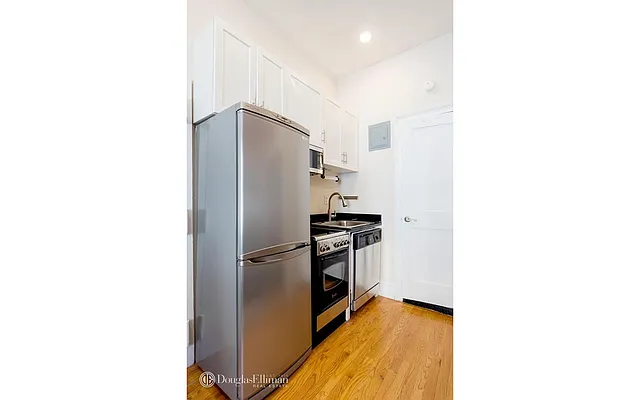 Rented by Douglas Elliman | media 11