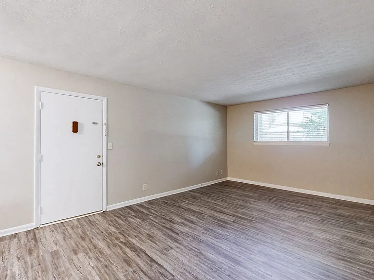 St. Francis Apartments — Photo 20