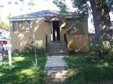 1st image of 1525 N 40th Ave