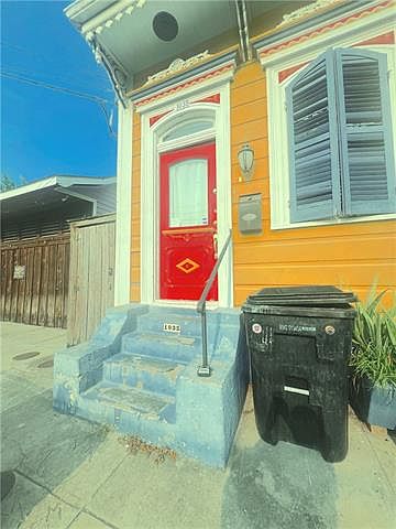 1st image of 1035 Port St