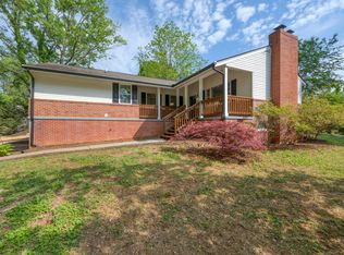 121 Tyler Dr, Bristol, TN 37620