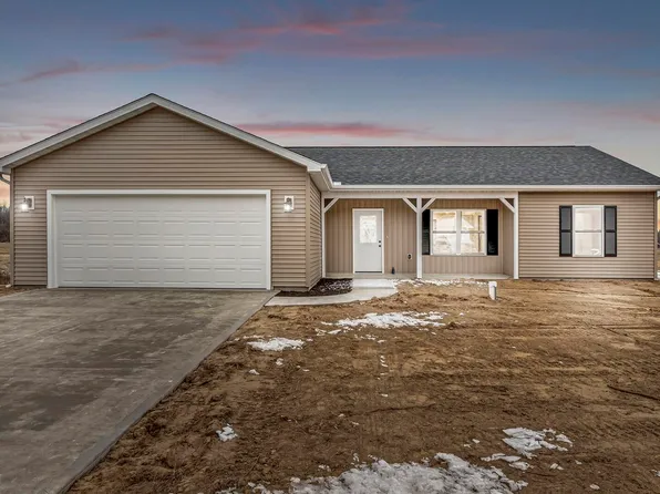 52761 Rachael Ct, Middlebury, IN 46540