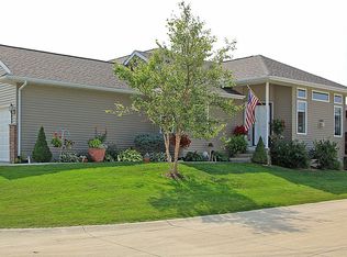 3431 Laurel Ln, Marion, IA 52302