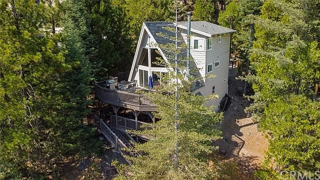 1st image of 260 Birchwood Dr