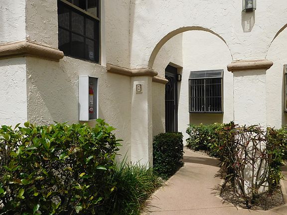 4th image of 5241 Brisata Cir APT B