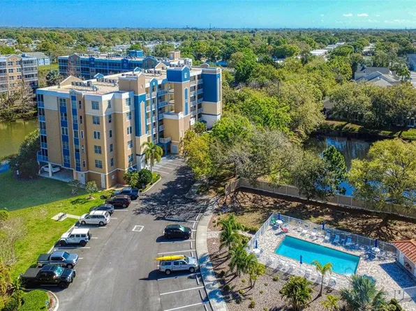 960 Starkey Rd APT 1502, Largo, FL 33771