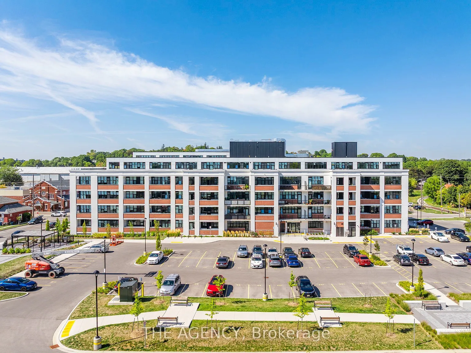 2 bed, $2,995 — Photo 1