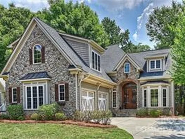 2821 Manor Rd, Charlotte, NC 28209