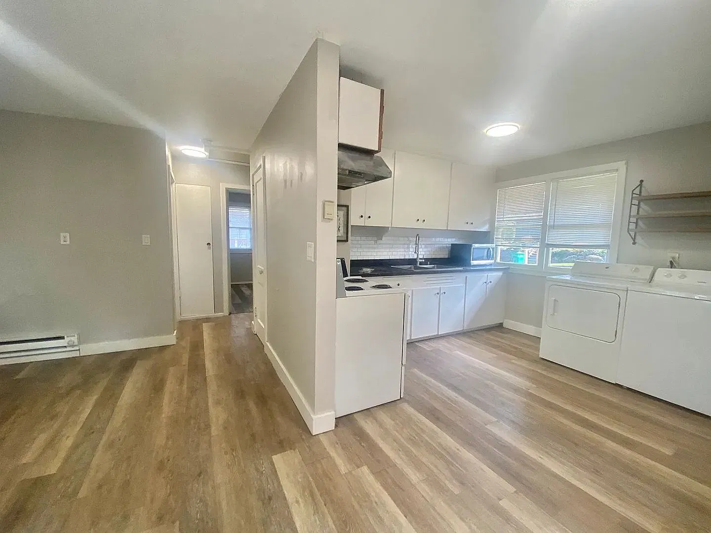 Charming 2-Bedroom Houghton Bungalow — Photo 1