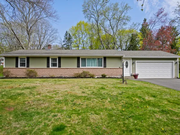 7 Donat Drive, Wallingford, CT 06492