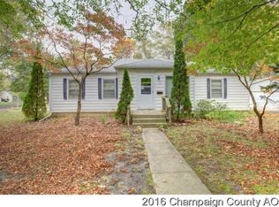 802 E Fairlawn Dr, Urbana, IL 61801