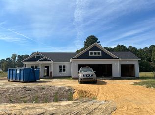 100 Lynn Ln, Selma, NC 27576