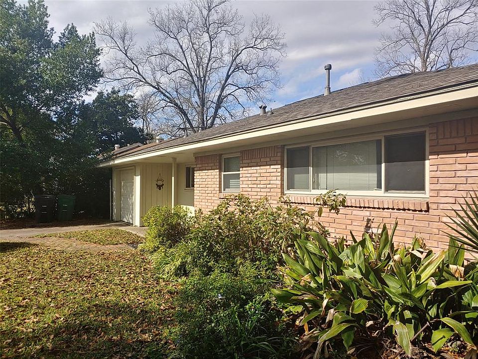 1st image of 9714 Pine Lake Dr
