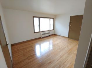 3122 N 76th St #3, Milwaukee, WI 53222