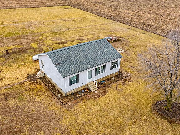 3rd image of 15907 Herrin Rd