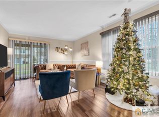 48 Lafayette Ct, North Brunswick, NJ 08902