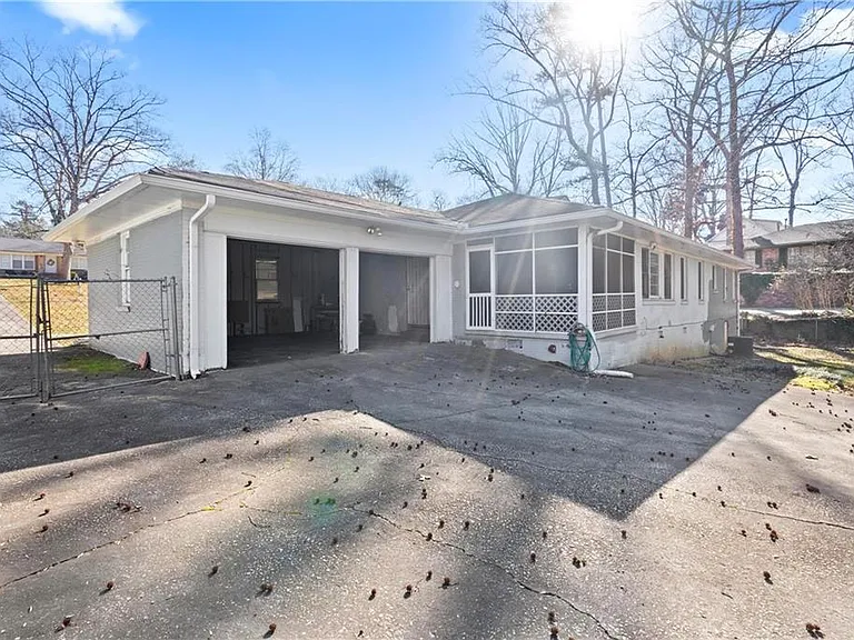 1415 Pollard Dr SW — Photo 19