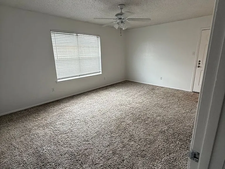 1032 Tennessee Trl — Photo 6