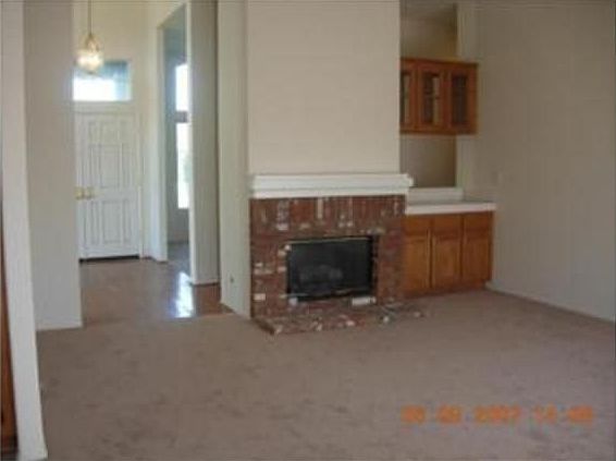 Spacious Family Room