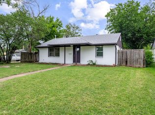 2302 S Bonn Ave, Wichita, KS 67213