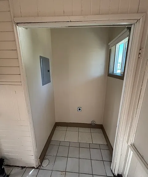 525 W Poplar St — Photo 14