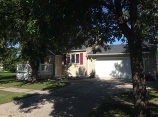 120 2nd St E, Halstad, MN 56548