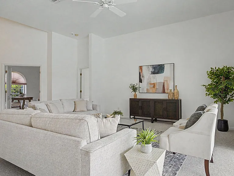 20811 SW 81st Loop — Photo 3