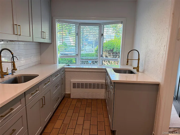 369 Island Ave — Photo 9