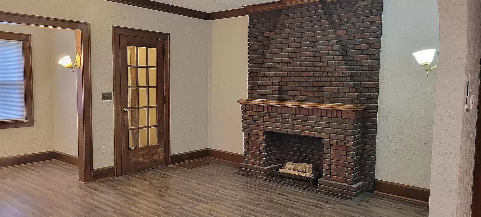 3 bed, 1.5 bath, 1500 sqft, $1,500 — Photo 2