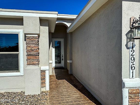 3rd image of 12961 Birdsview Cir