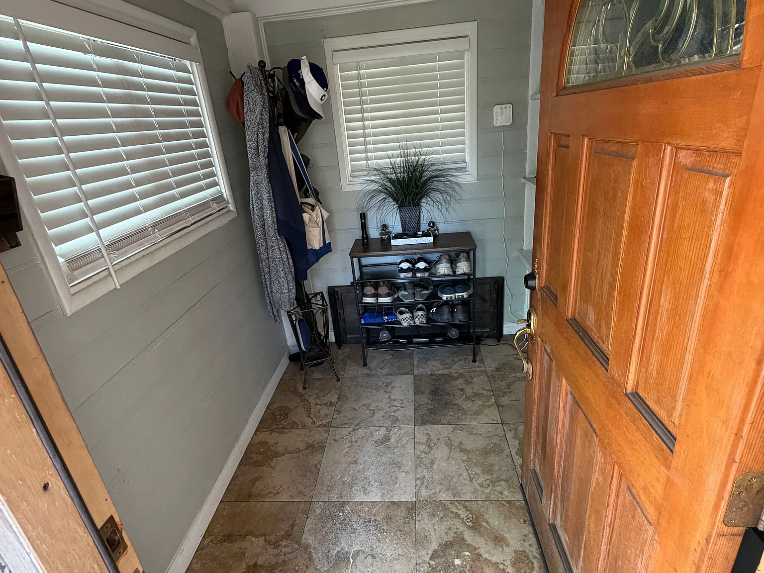 2 bed, 800 sqft, $3,500 — Photo 4