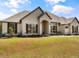 261 Sugartree Cir, Lipan, TX 76462