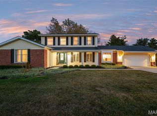 1870 Buckington Dr, Chesterfield, MO 63017