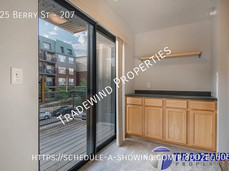 825 Berry St #207 — Photo 6