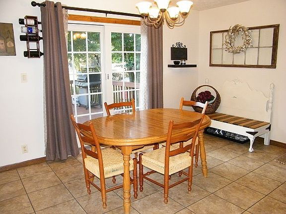 4th image of 53910 Juanita Dr