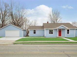 414 E Michigan St, Fortville, IN 46040