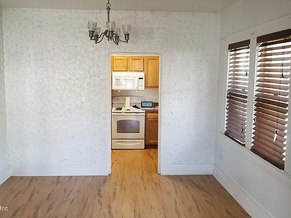 3rd image of 1264 E 13TH Street