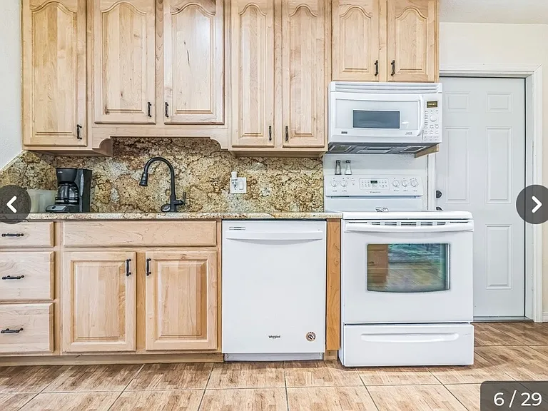 22465 Lewiston Ave #1 — Photo 7